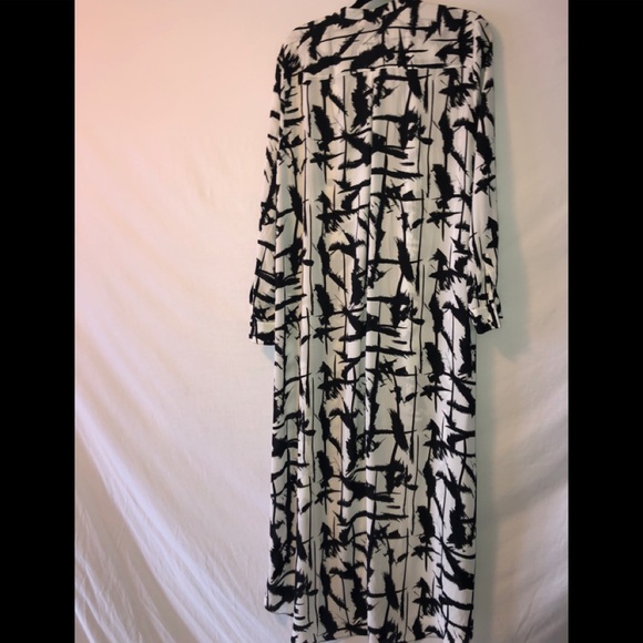 BCBGMAXAZRIA long sleeve asymmetric tunic dress - Picture 2 of 3